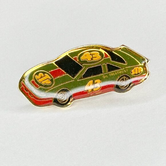 Vintage Richard Petty The King NASCAR STP #43 Car Hat/Jacket/Lapel Pin - Picture 3 of 11